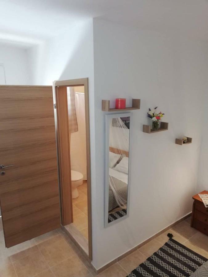 Papas Apartments Moírai Eksteriør bilde